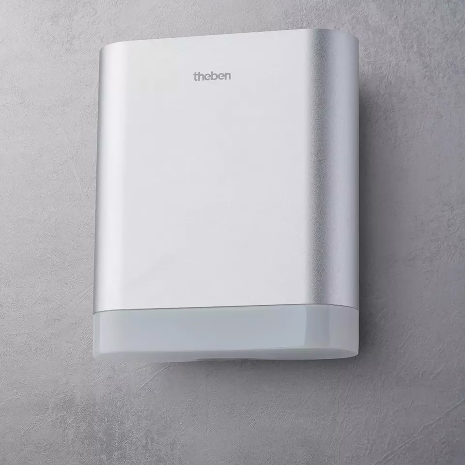 LED light with motion detector for wall mounting, 11 watts, aluminum